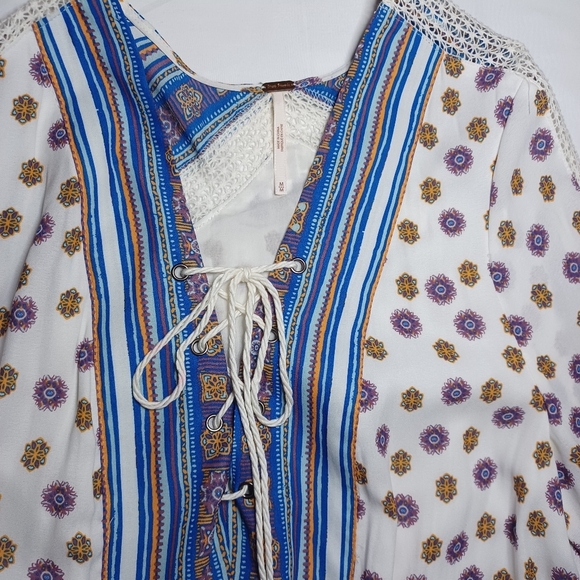Bohemian Free People White and Blue Patterned Dress - Picture 3 of 6